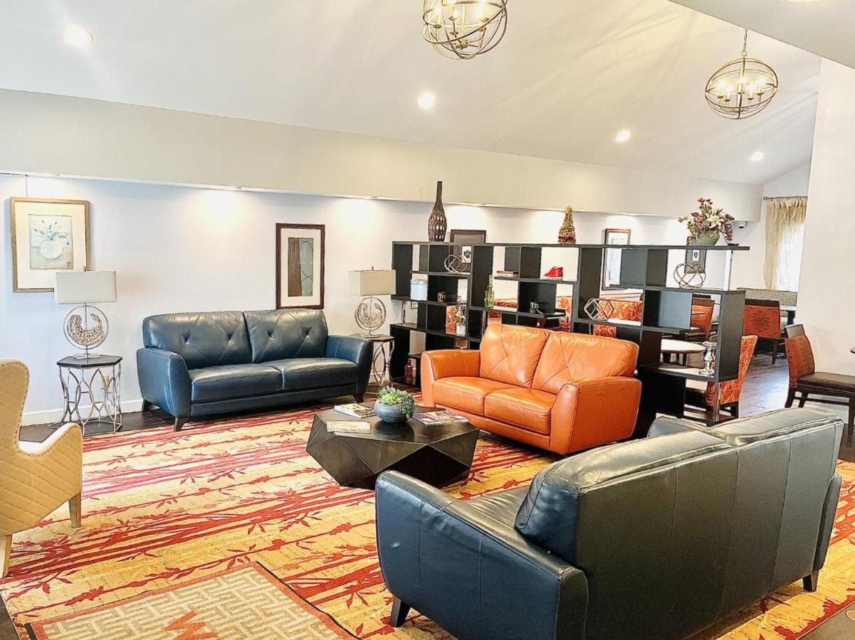 Tysons Corner Suites, A Baymont By Wyndham เวียนนา ภายนอก รูปภาพ