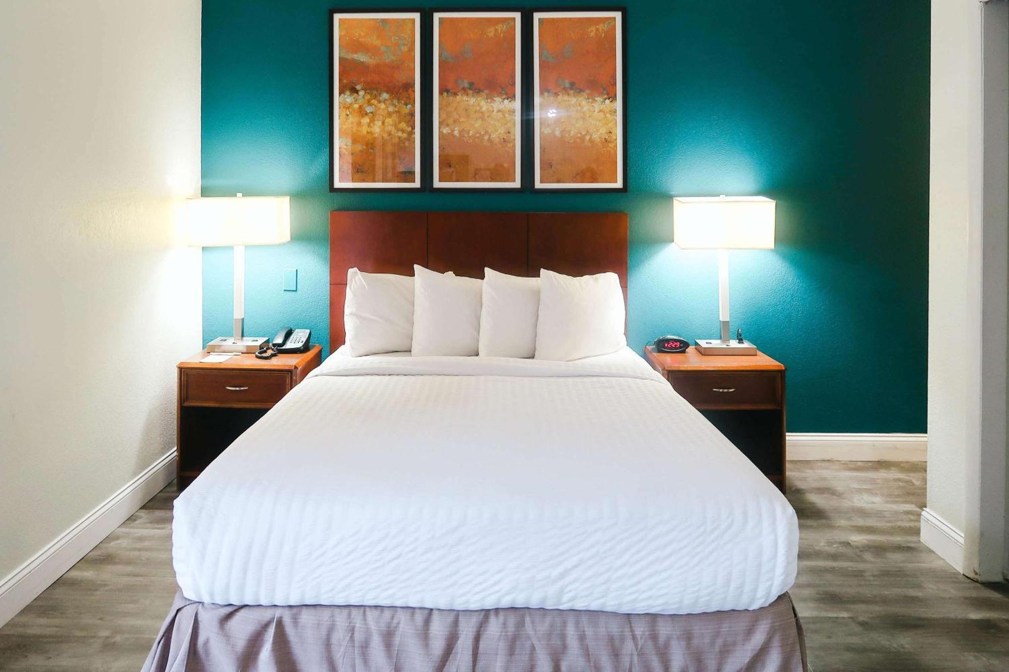 Tysons Corner Suites, A Baymont By Wyndham เวียนนา ภายนอก รูปภาพ