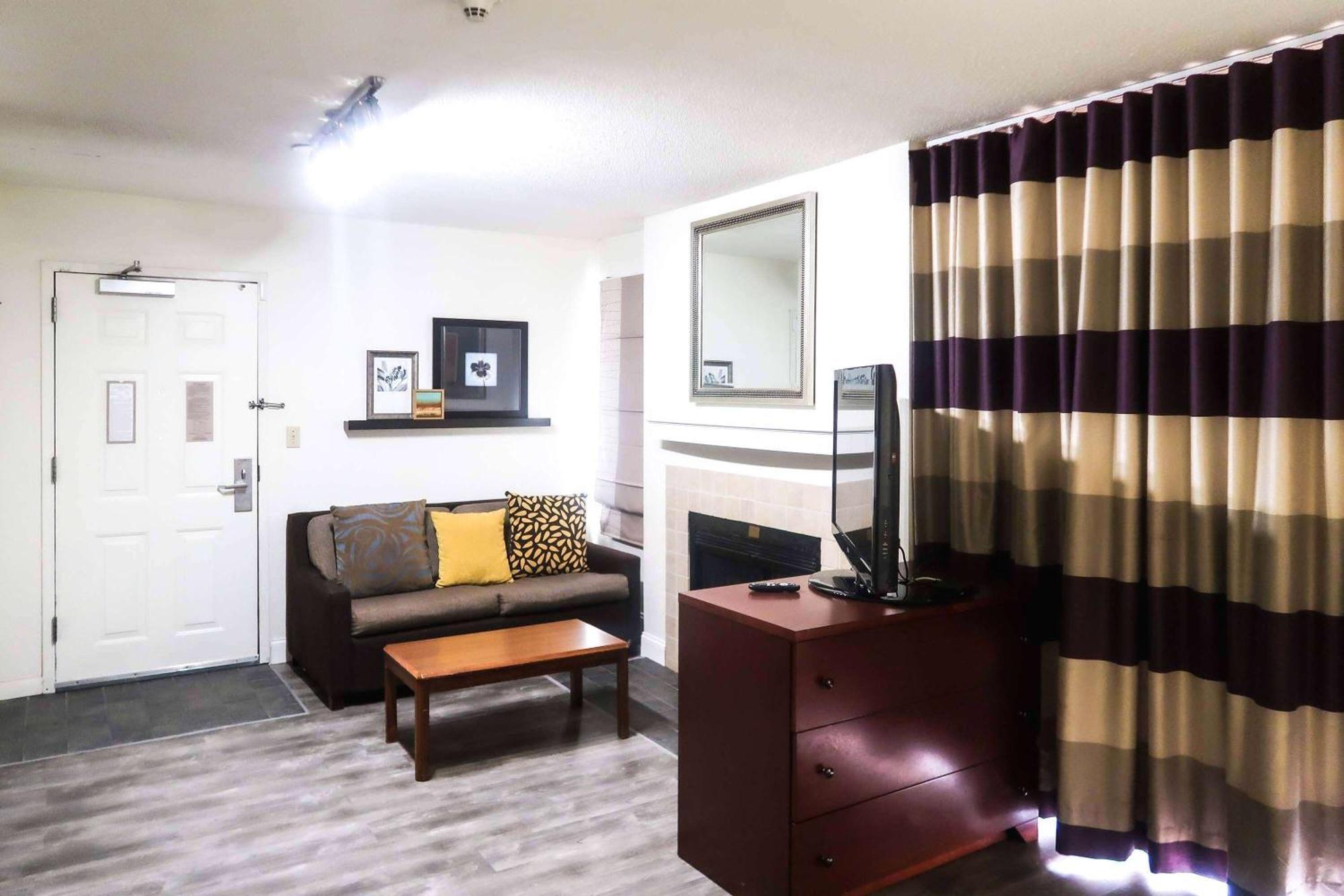 Tysons Corner Suites, A Baymont By Wyndham เวียนนา ภายนอก รูปภาพ
